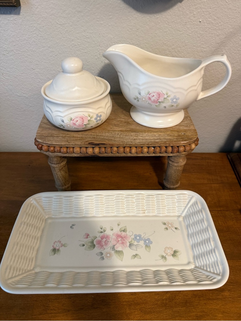 Pfaltzgraff Tea Rose Bread Tray, Sugar & gravy boat Basket Weave Ceramic Cottage